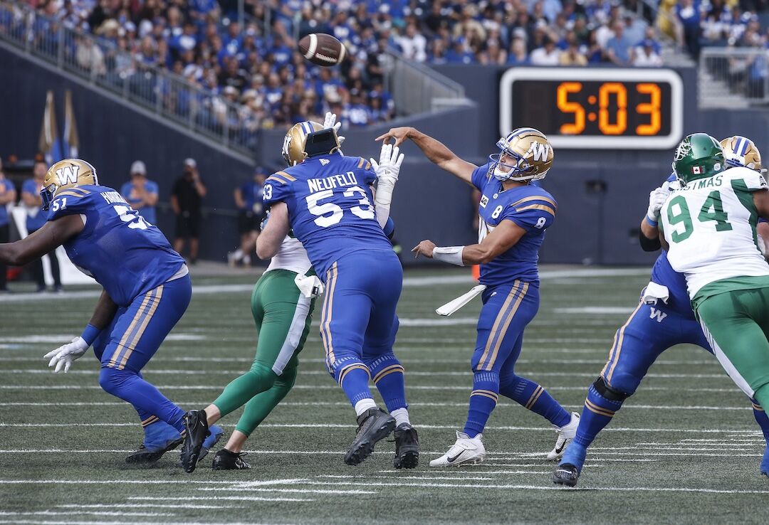 2023-10-CFL_cheer_100423.jpg